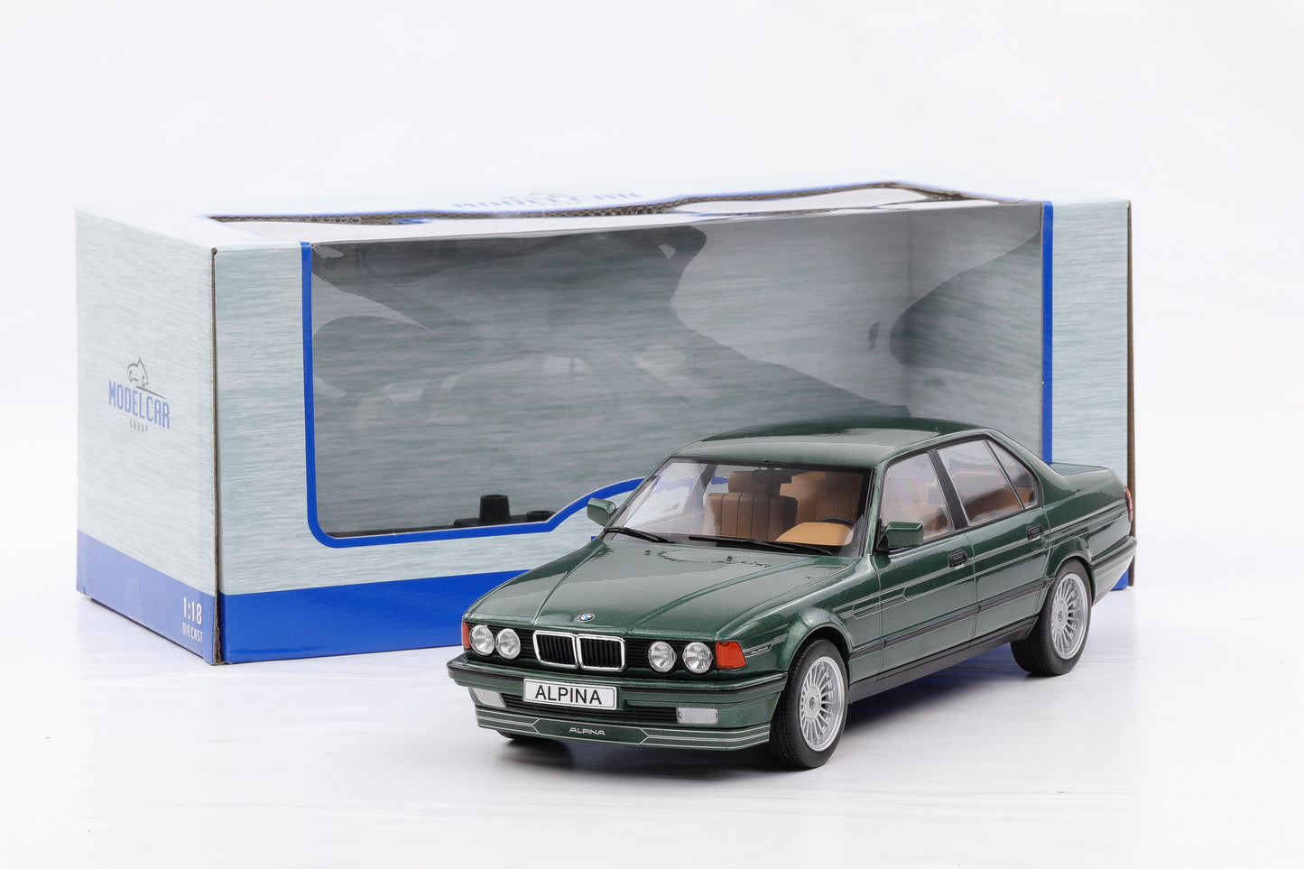 1:18 MCG BMW Alpina B11 3.5 dunkelgrün metallic 1992 MCG18233
