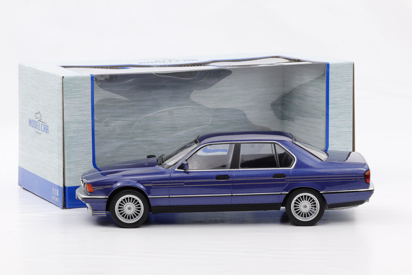 1:18 MCG BMW Alpina B11 3.5 dunkelblau metallic 1992 MCG18232