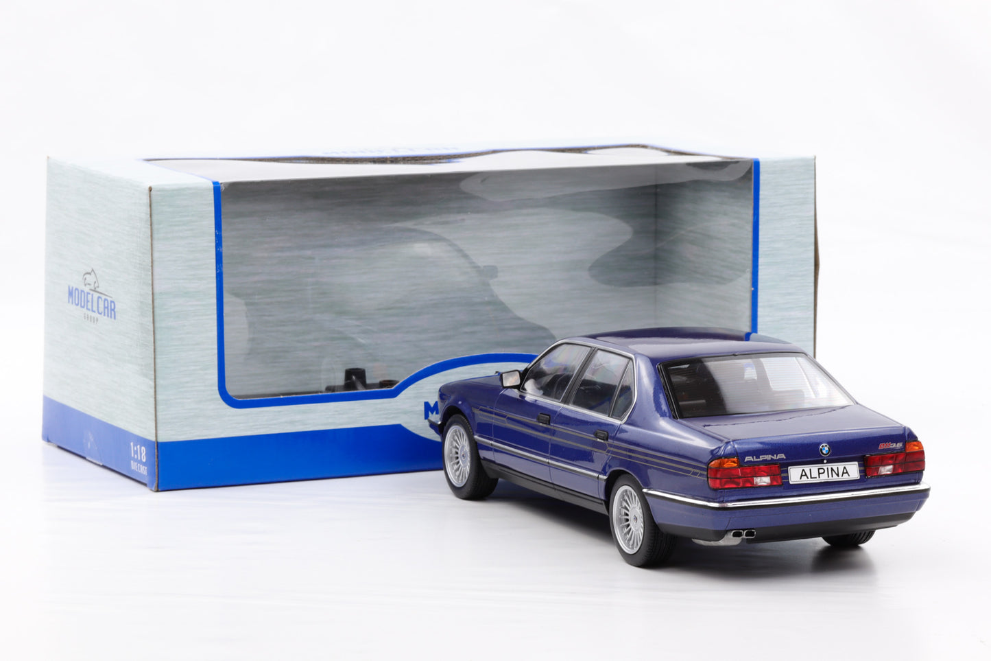1:18 MCG BMW Alpina B11 3.5 dunkelblau metallic 1992 MCG18232