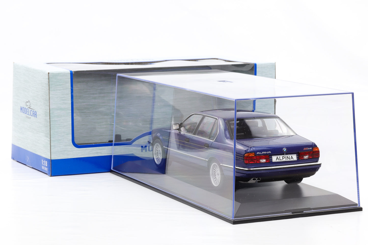 1:18 MCG BMW Alpina B11 3.5 dunkelblau metallic 1992 + Vitrine