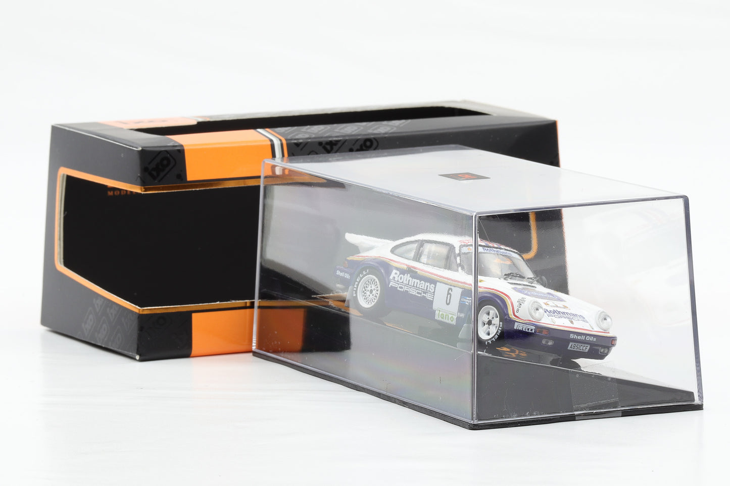 1:43 IXO Porsche 911 SC RS #6 Rothmans Winner 24h Ypres 1984