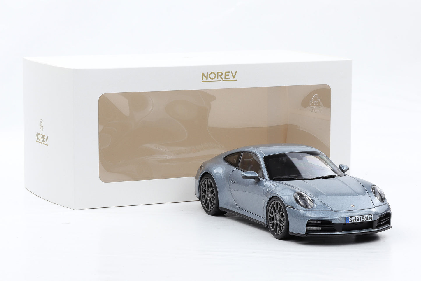 1:18 Norev Porsche 911 992.2 Carrera Coupe Polar silver metallic 2024