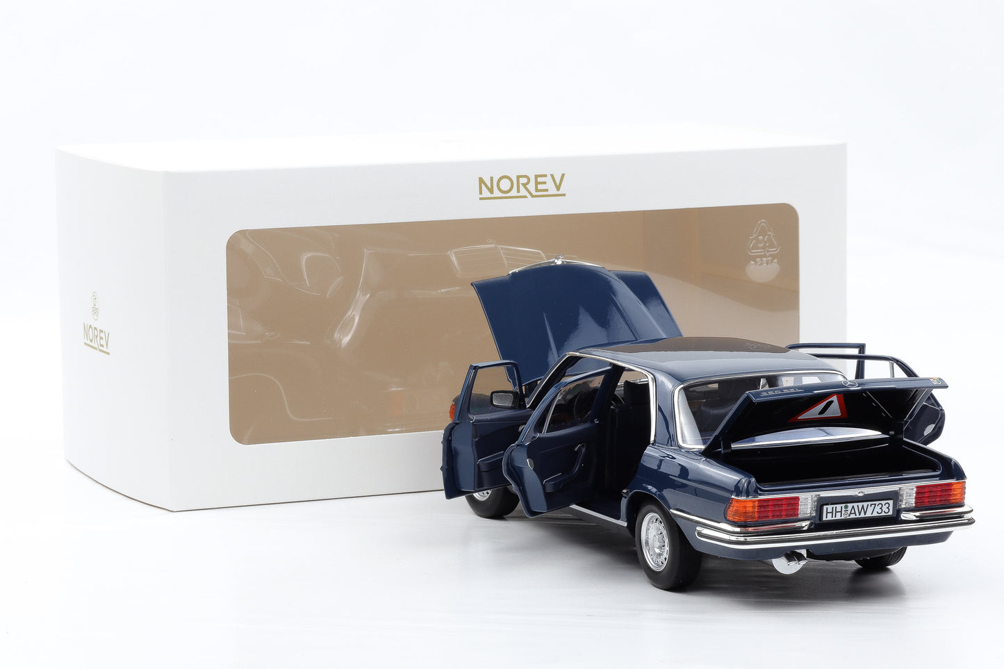 1:18 Norev Mercedes-Benz 350 SEL W116 hansa blue 1973/80  full opening