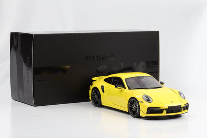 1:18 Porsche 911 992 Turbo S Coupe Sport Design 2021 gelb Minichamps
