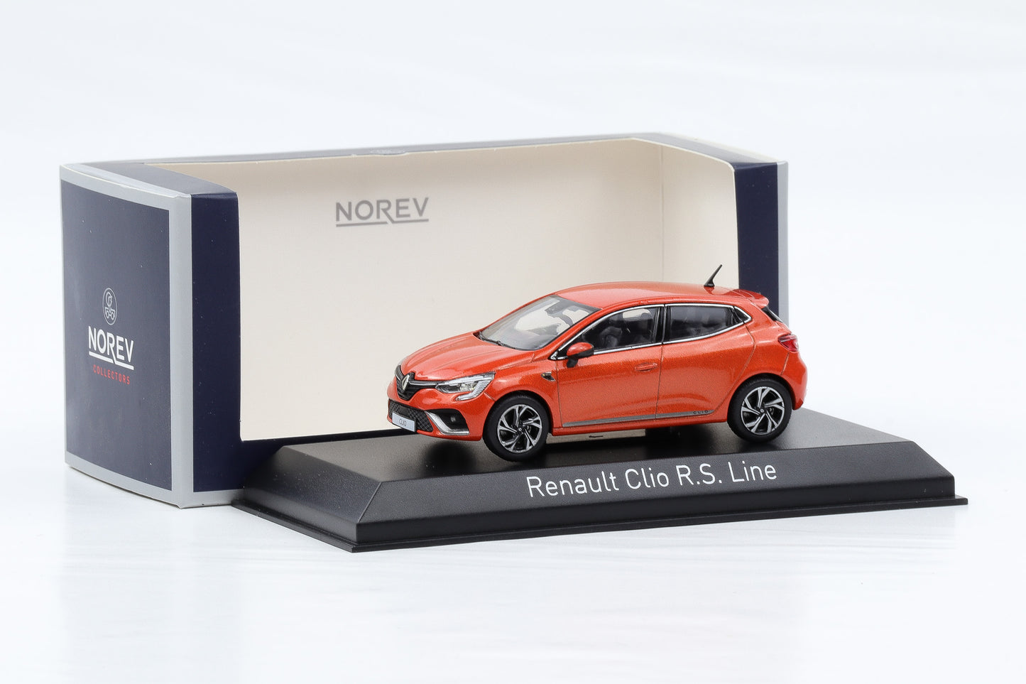 1:43 Norev Renault Clio R.S. Line valencia orange 2019 517586