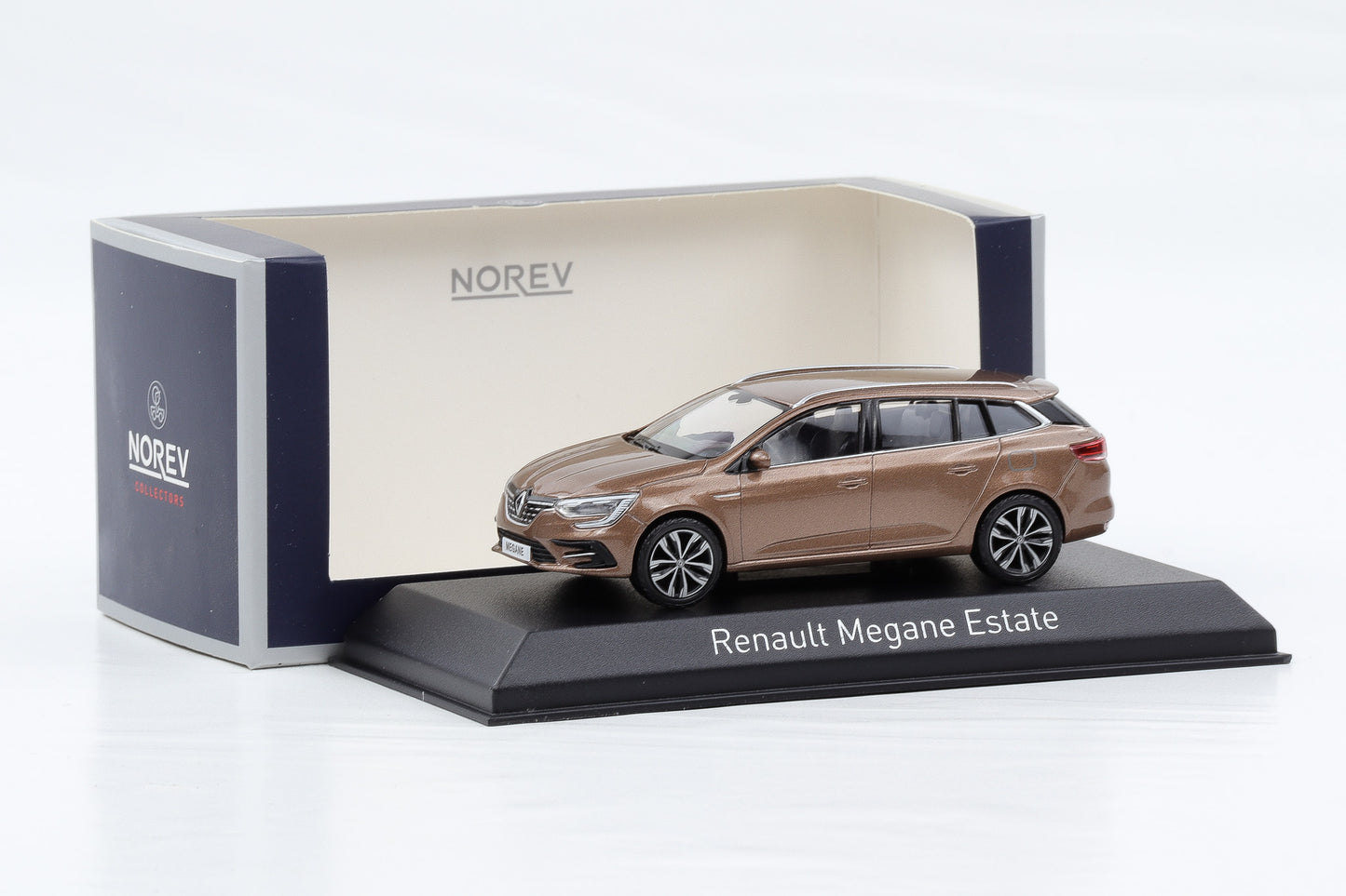 1:43 Norev Renault Megane Estate 2020 Solar Copper brown 517675