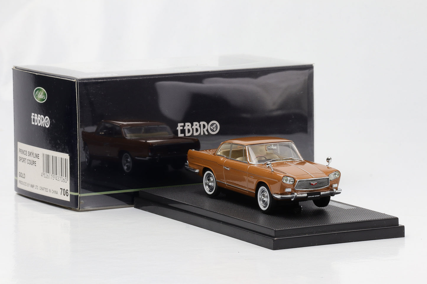 1:43 Ebbro Oldies Nissan Prince Skyline Sport Coupe 1962 gold