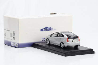 1:43 Ebbro Toyota Prius Moonroof 2012 metallic-silber