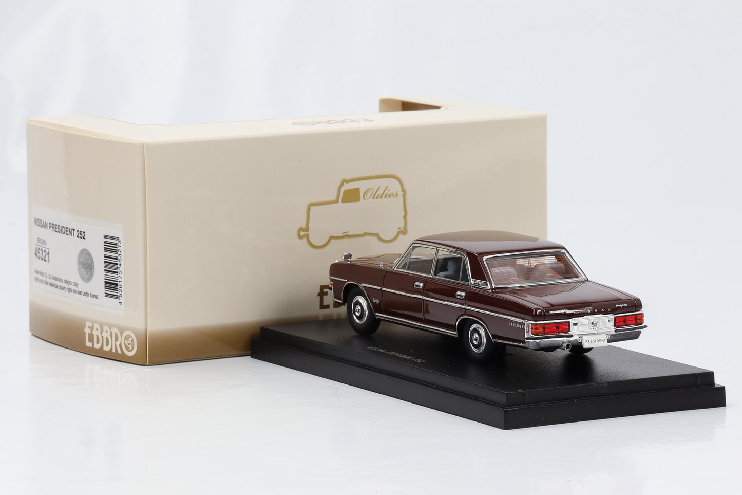 1:43 Ebbro Oldies Nissan President 252 Limousine braun