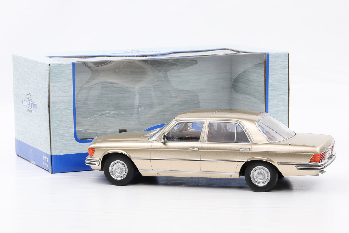 1:18 MCG Mercedes Benz 280 SE S-Klasse W116 1972 beige metallic