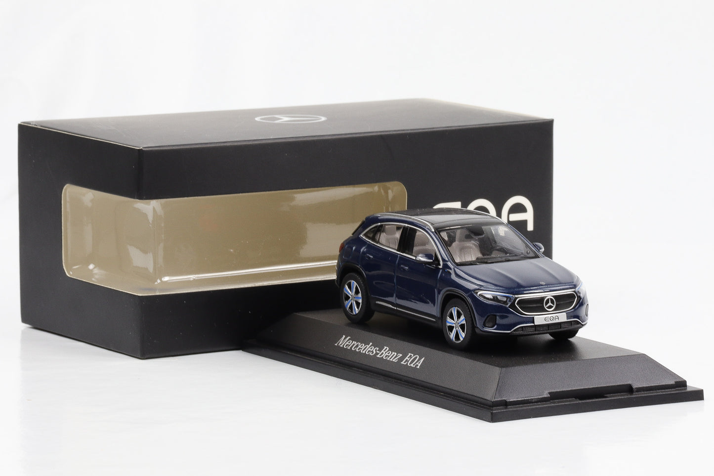 1:43 Herpa Mercedes-Benz EQA H243 2021 denimblau Dealer