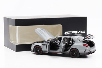 1:18 Mercedes-Benz AMG C63S E W206 Performance F1 Edition alpingrau NZG