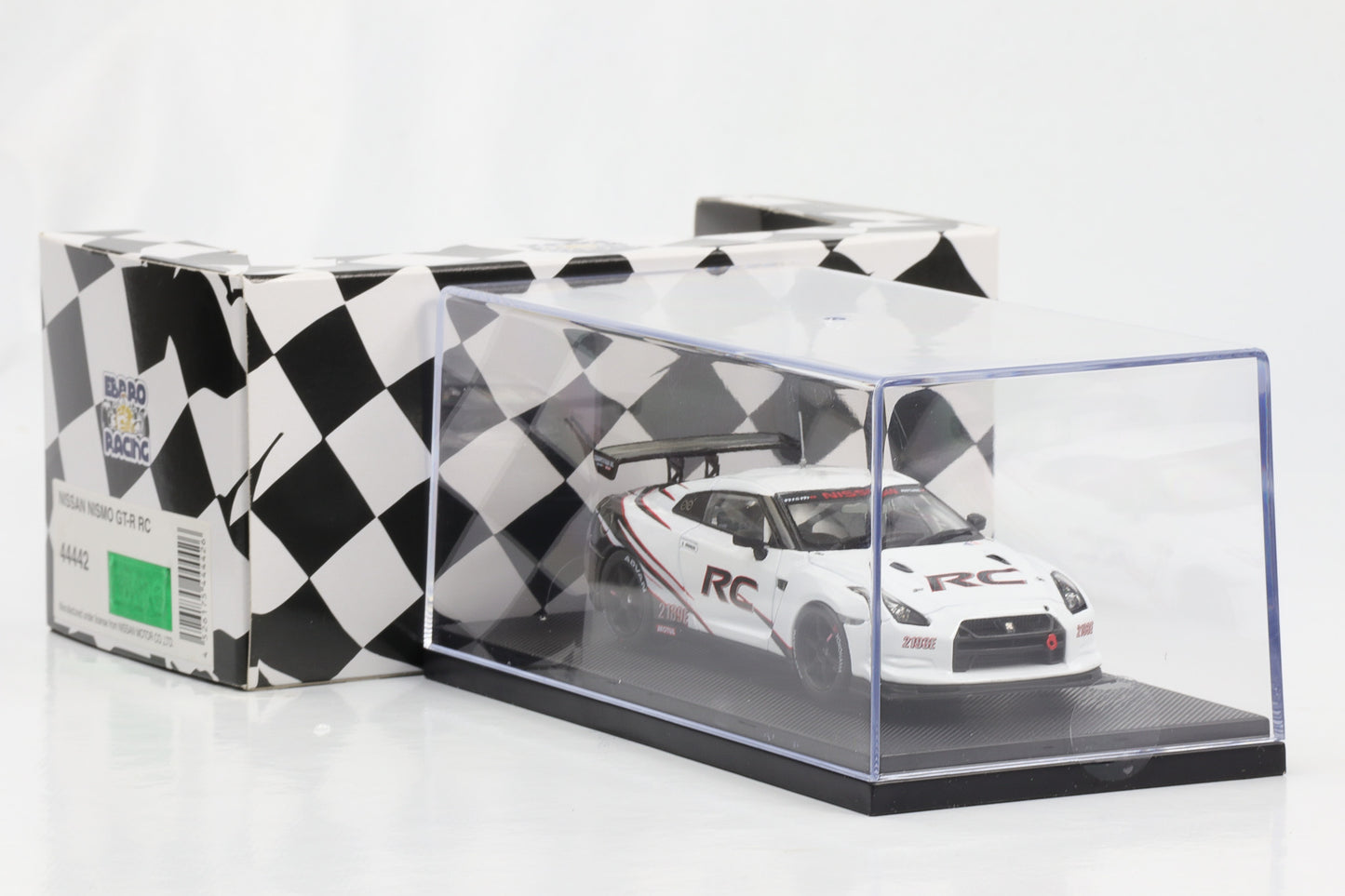 1:43 Ebbro Racing Nissan Nismo GT-R RC weiß diecast