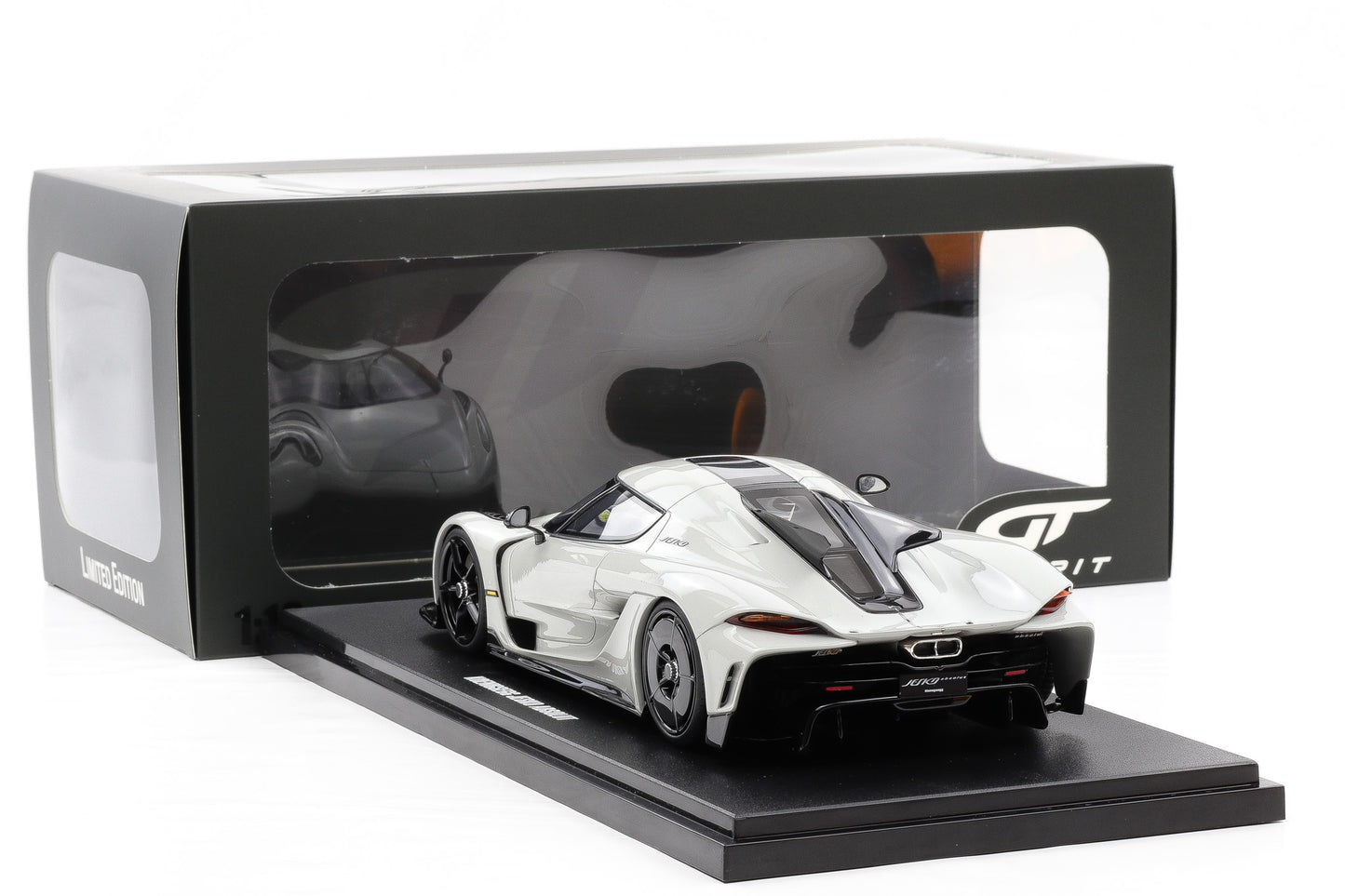 1:18 GT Spirit Koenigsegg Jesko Absolut grau 2022 GT412