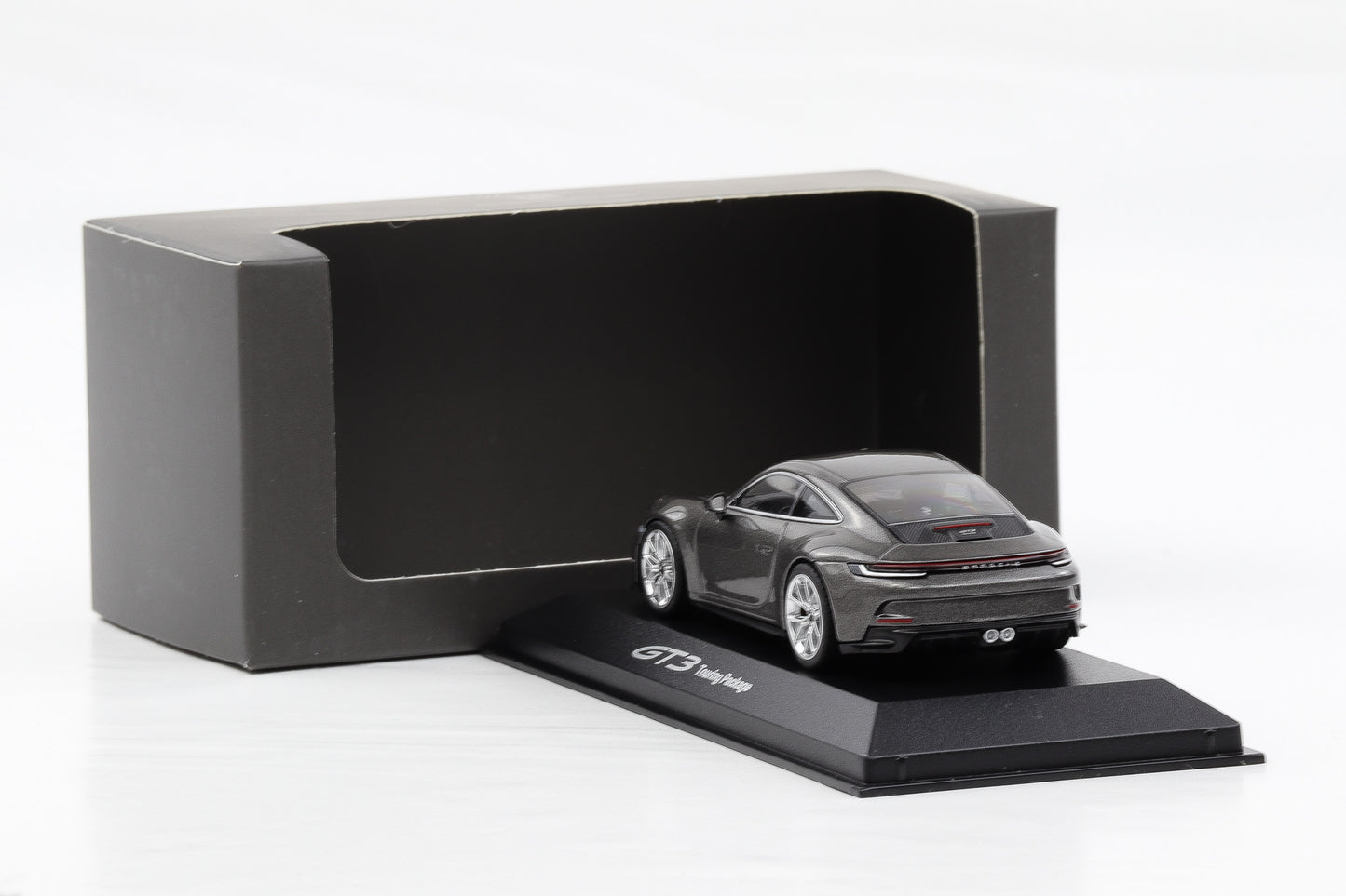 1:43 Minichamps Porsche 911 992 GT3 Touring achatgrau metallic 2021 WAP Dealer