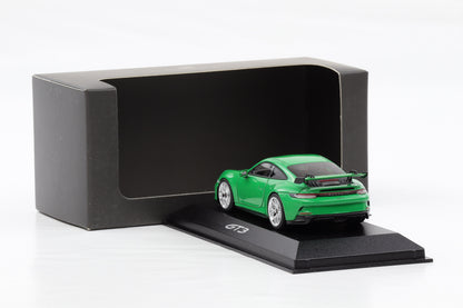 1:43 Minichamps Porsche 911 992 GT3 pythongrün WAP Dealer
