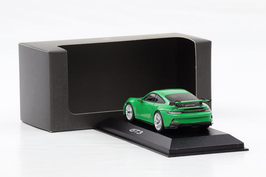1:43 Minichamps Porsche 911 992 GT3 pythongrün WAP Dealer