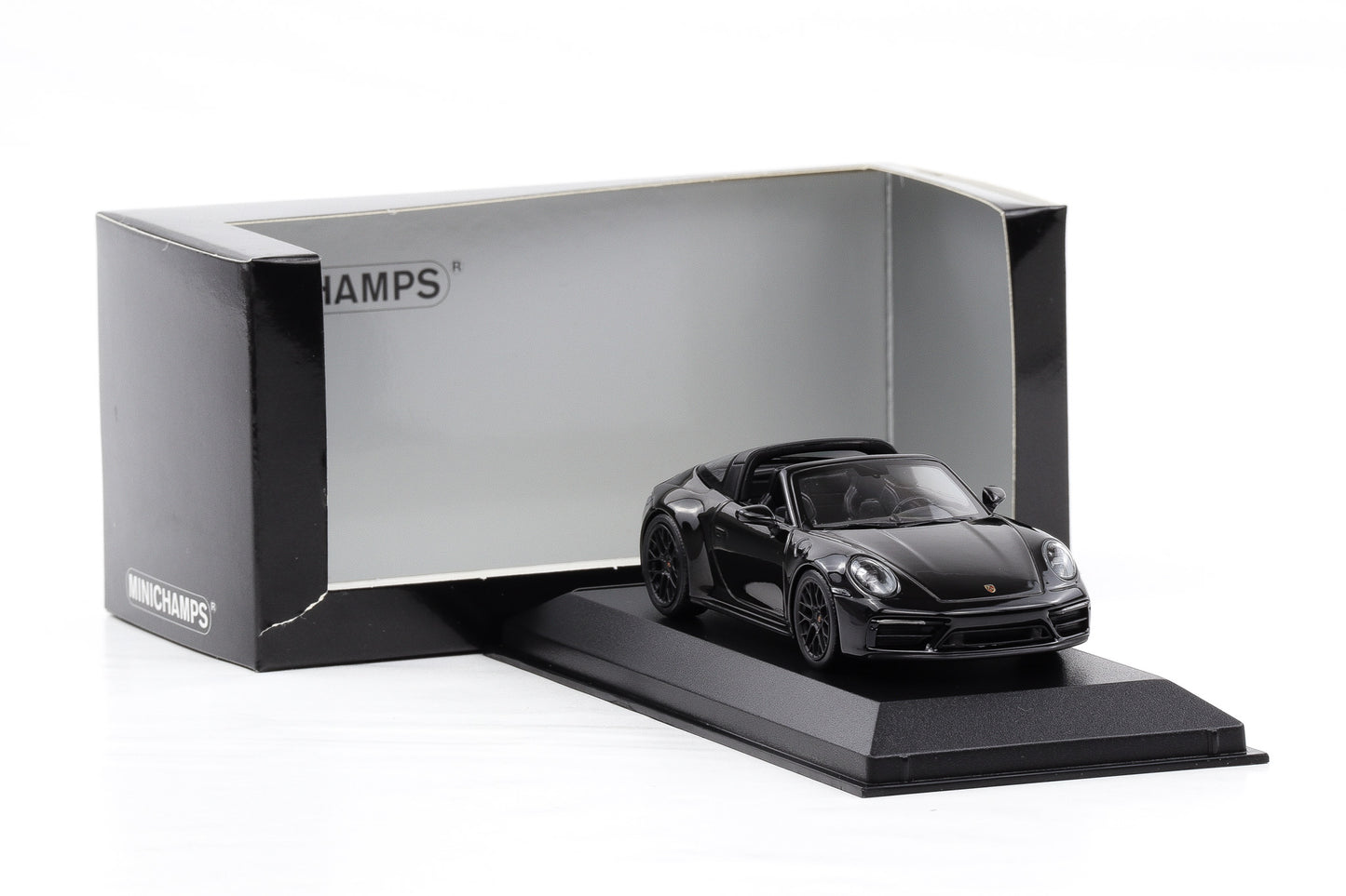 1:43 Minichamps Porsche 911 992.2 Targa 4 GTS black 2001