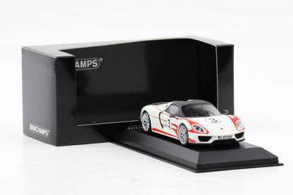 1:43 Minichamps Porsche 918 Spyder Weissach Package 2015 Salzburg Racing