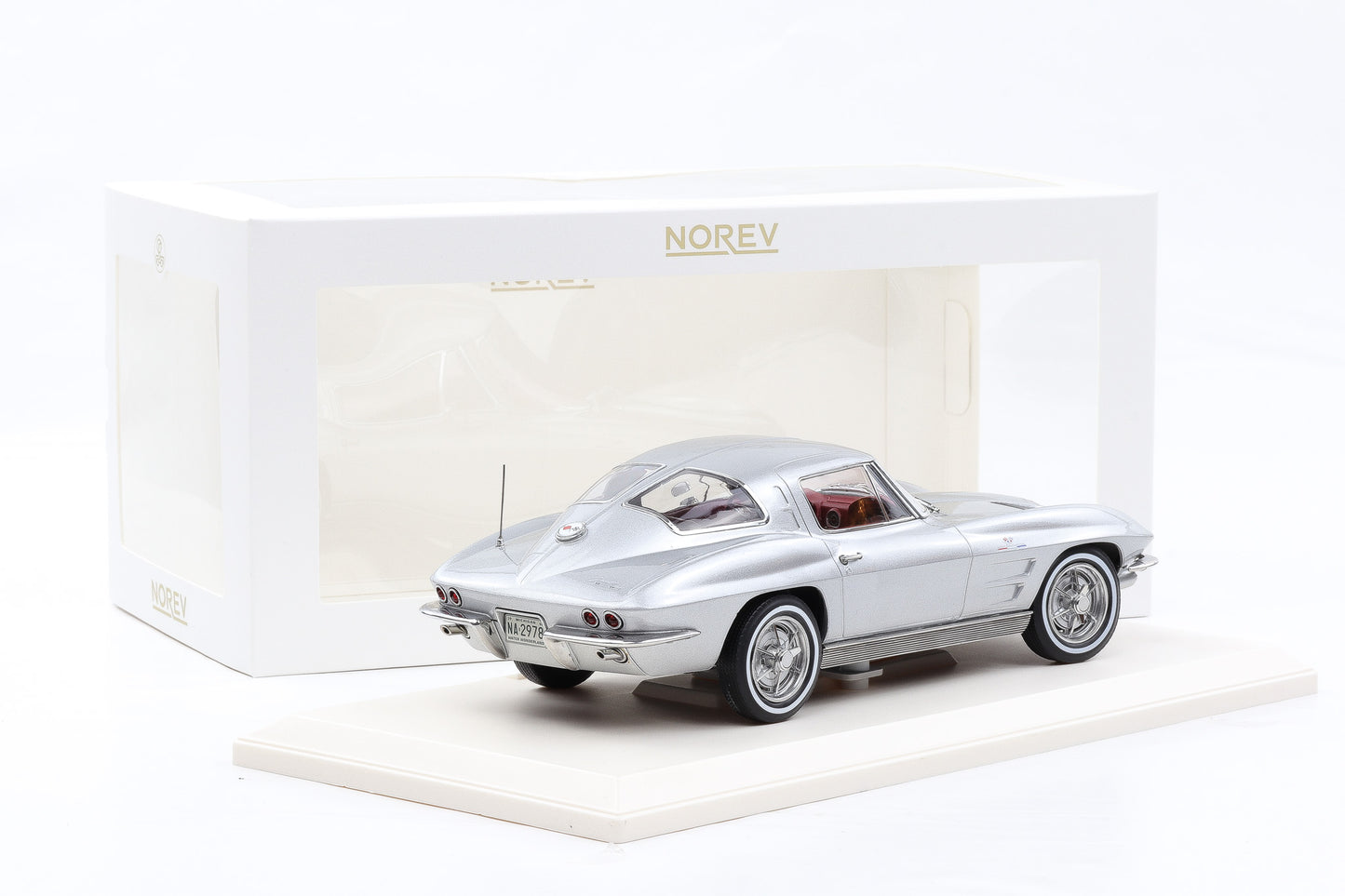 1:18 Norev Chevrolet Corvette C2 Sting Ray Coupe 1963 sebring silber 189052