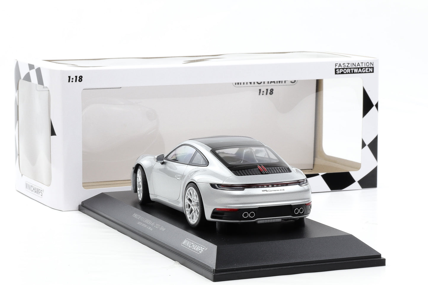 1:18 Minichamps Porsche 911 992 Carrera 4S silber metallic 2023 limited 300pcs