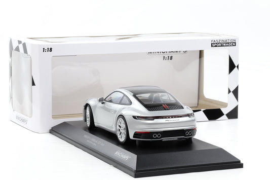 1:18 Minichamps Porsche 911 992 Carrera 4S silber metallic 2023 limited 300pcs