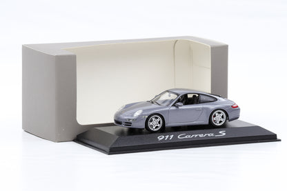 1:43 Minichamps Porsche 911 997 Carrera S Seal grey metallic 2004 WAP Dealer