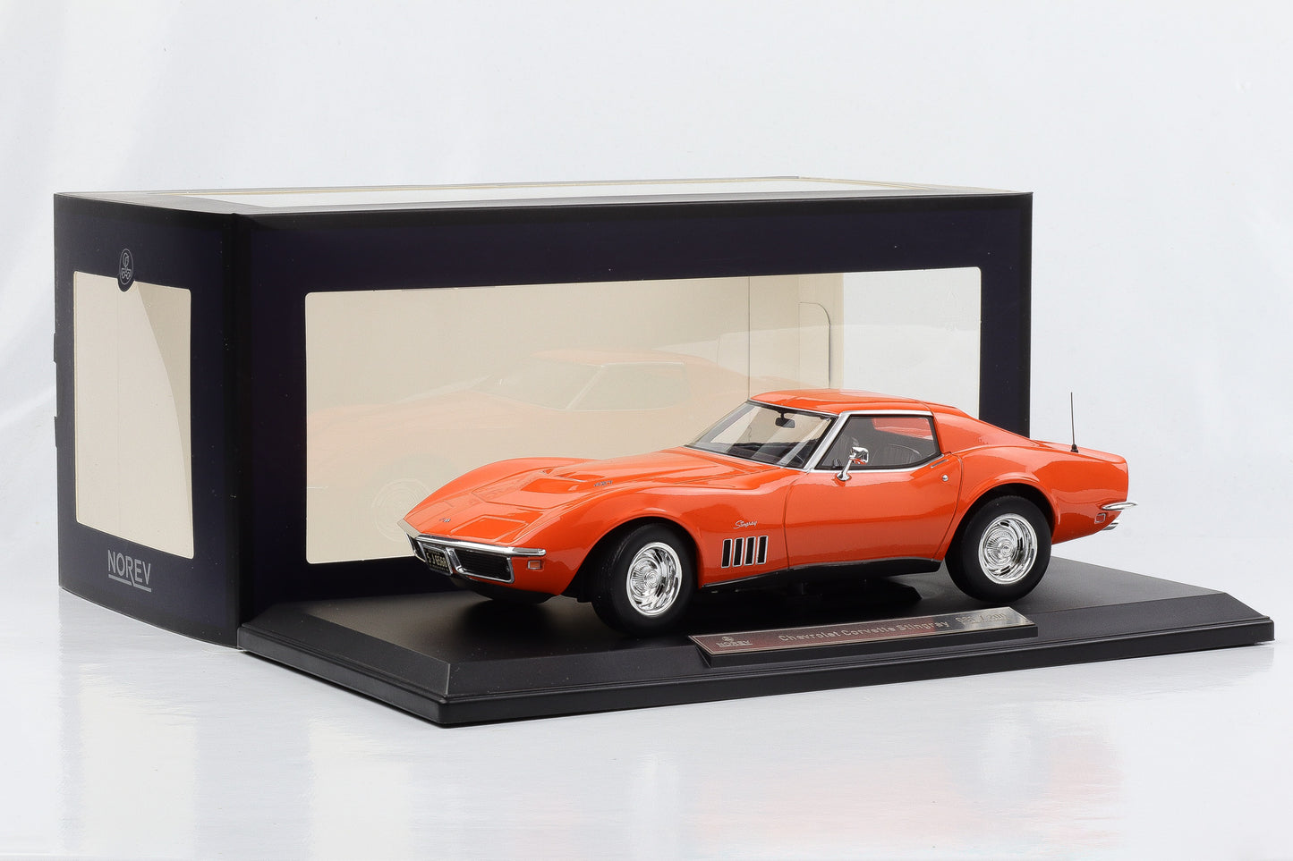 1:18 Chevrolet Corvette C3 Stingray Coupe 1969 Monaco orange Norev Limited 200