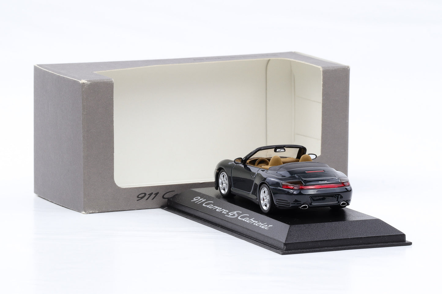 1:43 Minichamps Porsche 911 996 Carrera Cabrio 4S Dunkelgrün metallic 1998 WAP Dealer