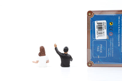 1:24 Figur Fahrer Set Mann Frau sitzt Figuren American Diorama 23828