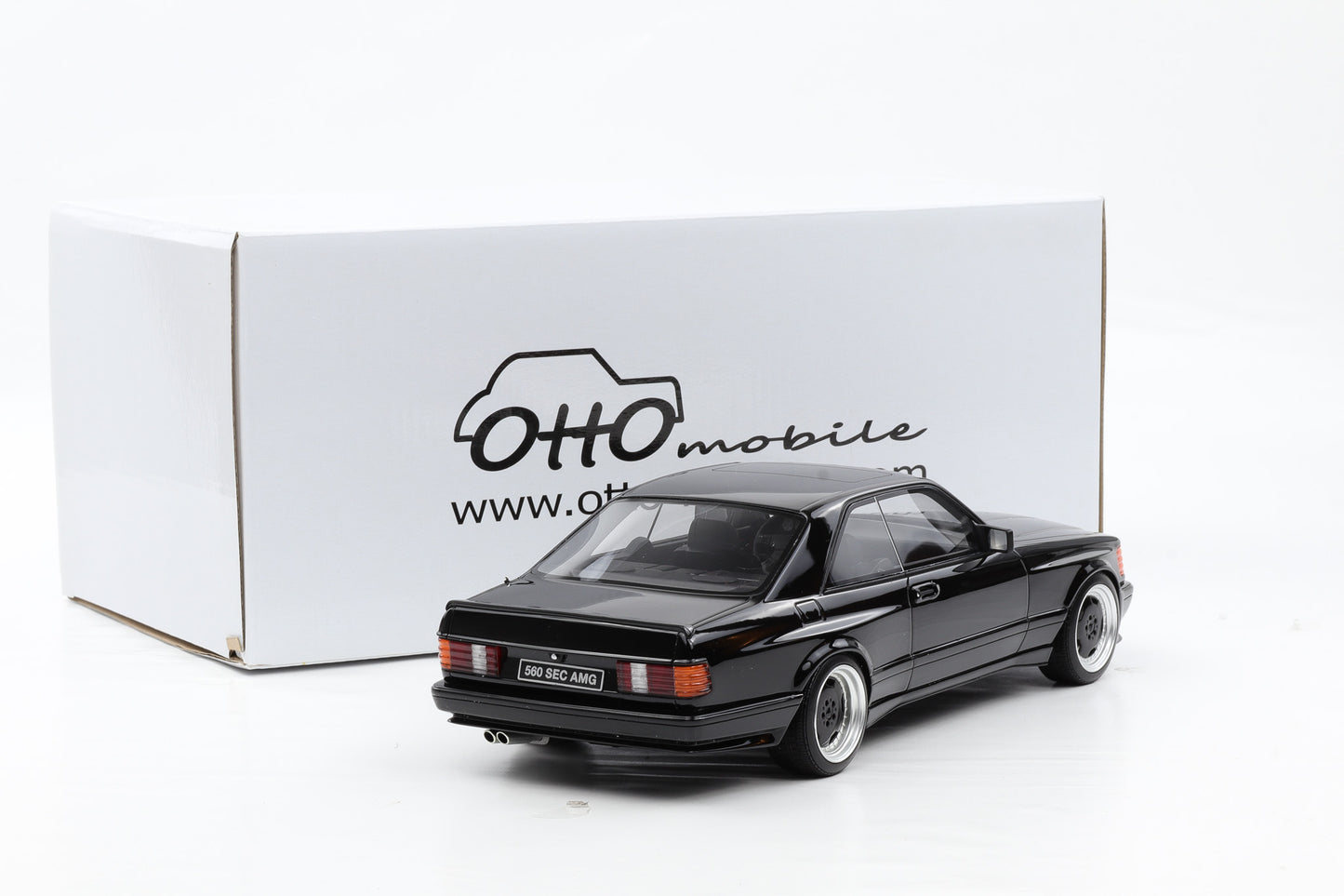 1:18 OTTOmobile 560 SEC AMG C126 wide body black 1987 OT187