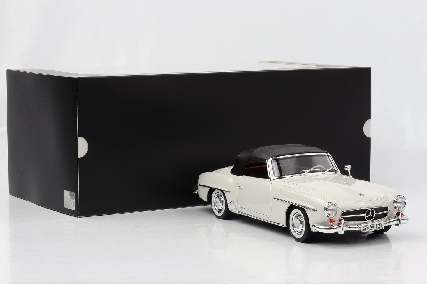 1:18 Norev Mercedes-Benz 190 SL Roadster W121 mit Softtop weißgrau mit Softtop Dealer