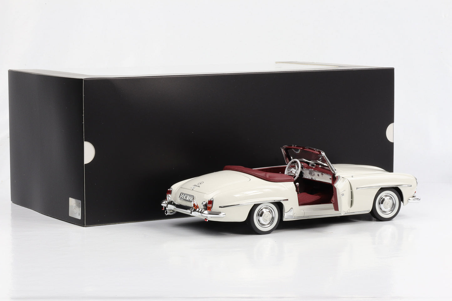 1:18 Norev Mercedes-Benz 190 SL Roadster W121 mit Softtop weißgrau mit Softtop Dealer