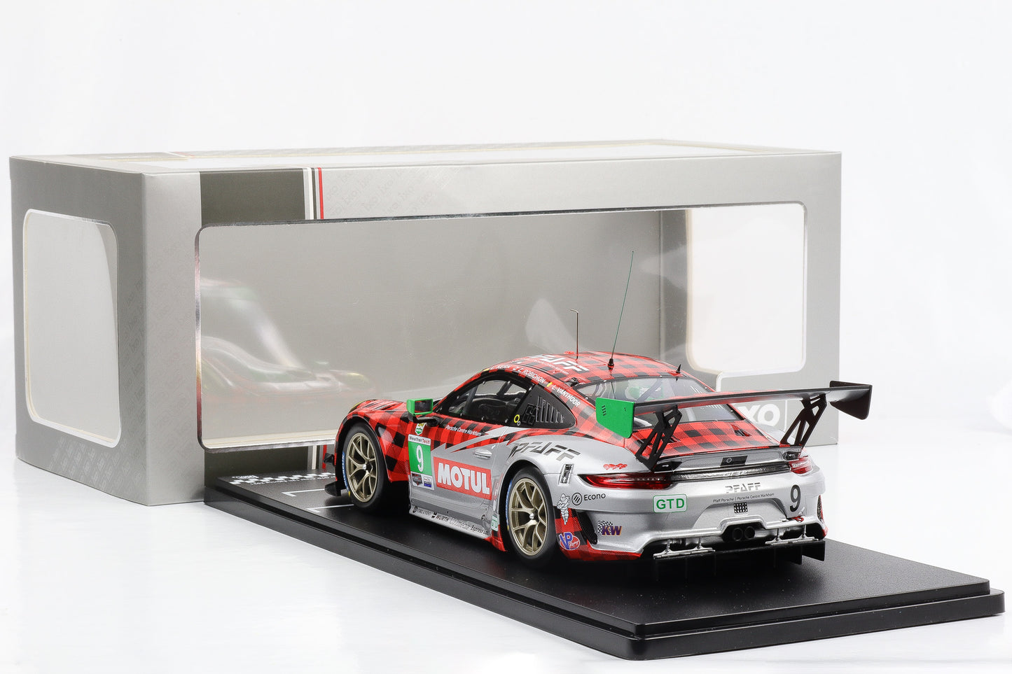 1:18 IXO 911 GT3 R #9 Sieger GTD 12h Sebring 2021 Pfaff Motorsports diecast