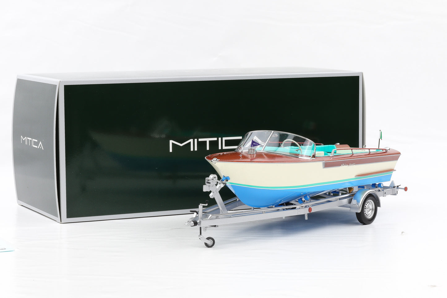 1:18 RIVA JUNIOR 1966 Motoscafo Motorboot mit Anhänger MITICA 206001-D