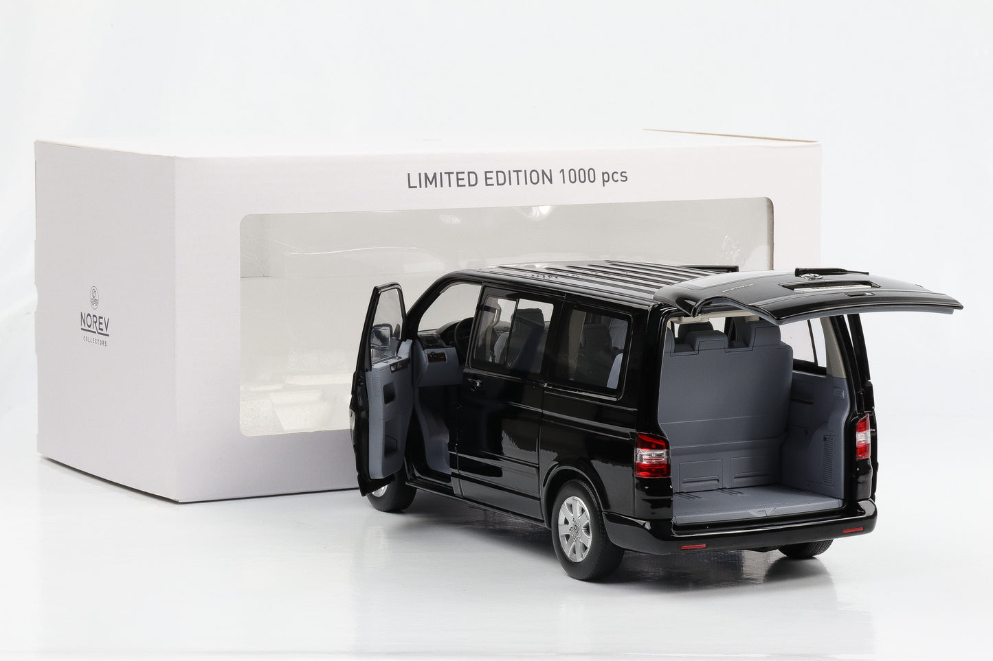 1:18 Norev Volkswagen T5 Multivan Bus 2003 schwarz full opening limited