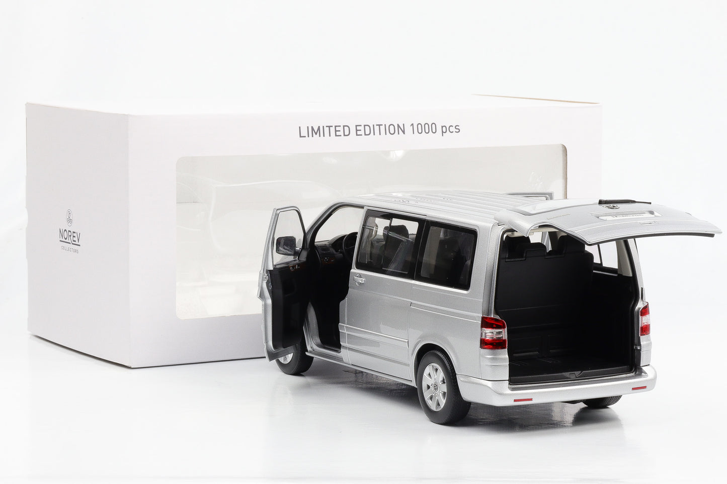 1:18 Norev Volkswagen VW T5 Multivan 2003 silber limited