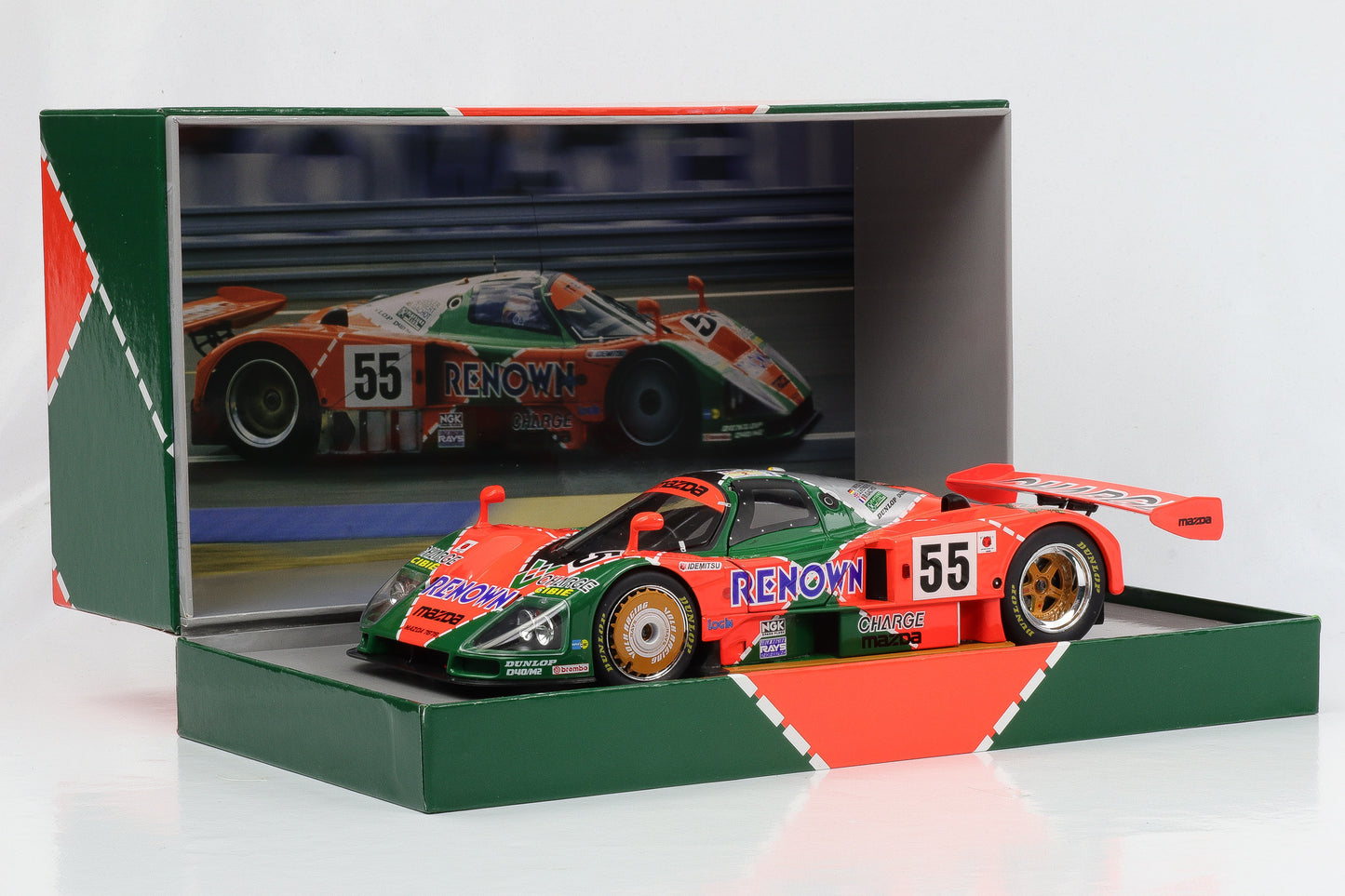 1:18 WERK83 Mazda 787B Winner 24h Le Mans 1991 diecast in Giftbox