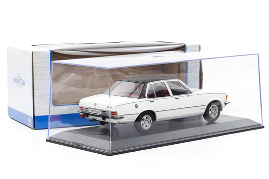 1:18 Opel Commodore B GS/E 1972 weiß / MCG diecast + Vitrine