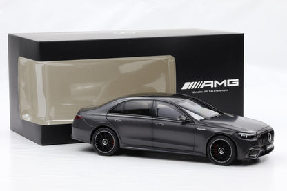 1:18 Mercedes-Benz AMG S63 E V223 Graphitgrau Magno NZG Dealer full opening