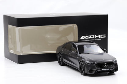 1:18 Mercedes-Benz AMG S63 E V223 Graphitgrau Magno NZG Dealer