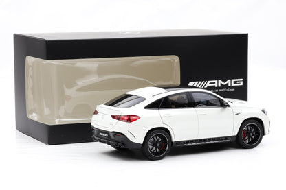1:18 Mercedes-Benz AMG GLE 53 4MATIC Opalithweiß bright C167 NZG Dealer