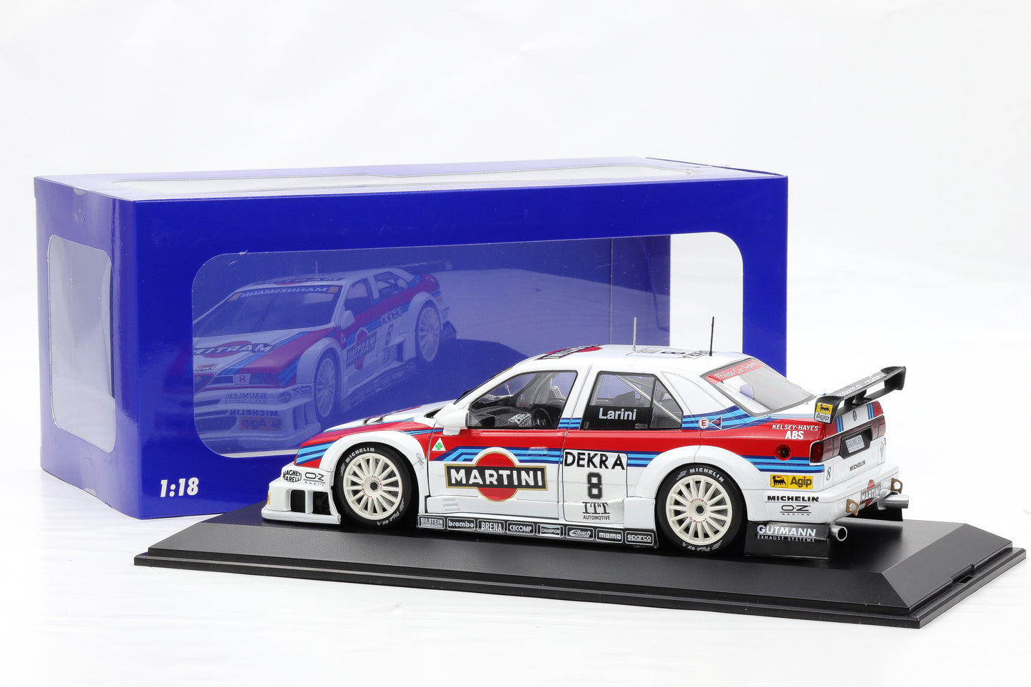1:18 Werk83 Alfa Romeo 155 V6 Ti Martini DTM/ITC 1995 #8 Larini + Vitrine