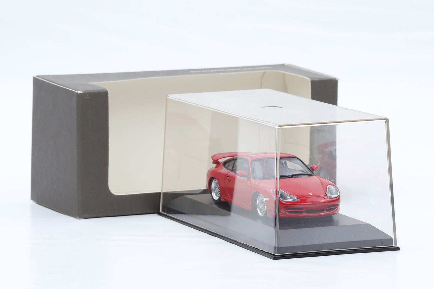 1:43 Minichamps Porsche 911 996 GT3 indischrot WAP Dealer
