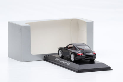 1:43 Minichamps Porsche 911 997 Carrera 4S schwarz / rotes Interieur WAP Dealer