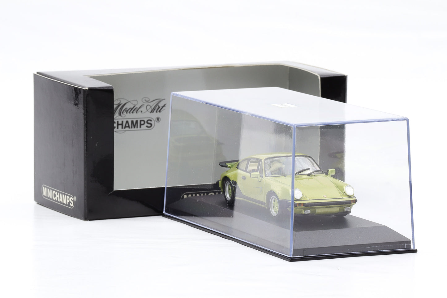 1:43 Minichamps Porsche 911 930 turbo 1977 lindgrün-metallic