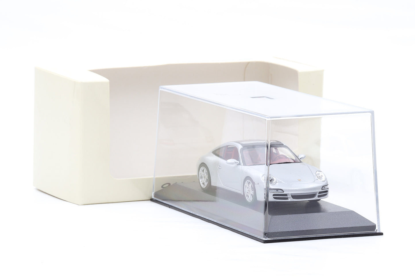1:43 Minichamps Porsche 911 997 Targa 4S silber / rotes Interieur WAP Dealer