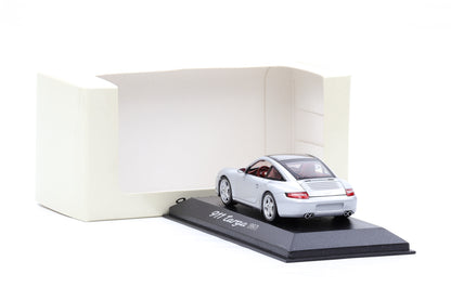 1:43 Minichamps Porsche 911 997 Targa 4S silber / rotes Interieur WAP Dealer