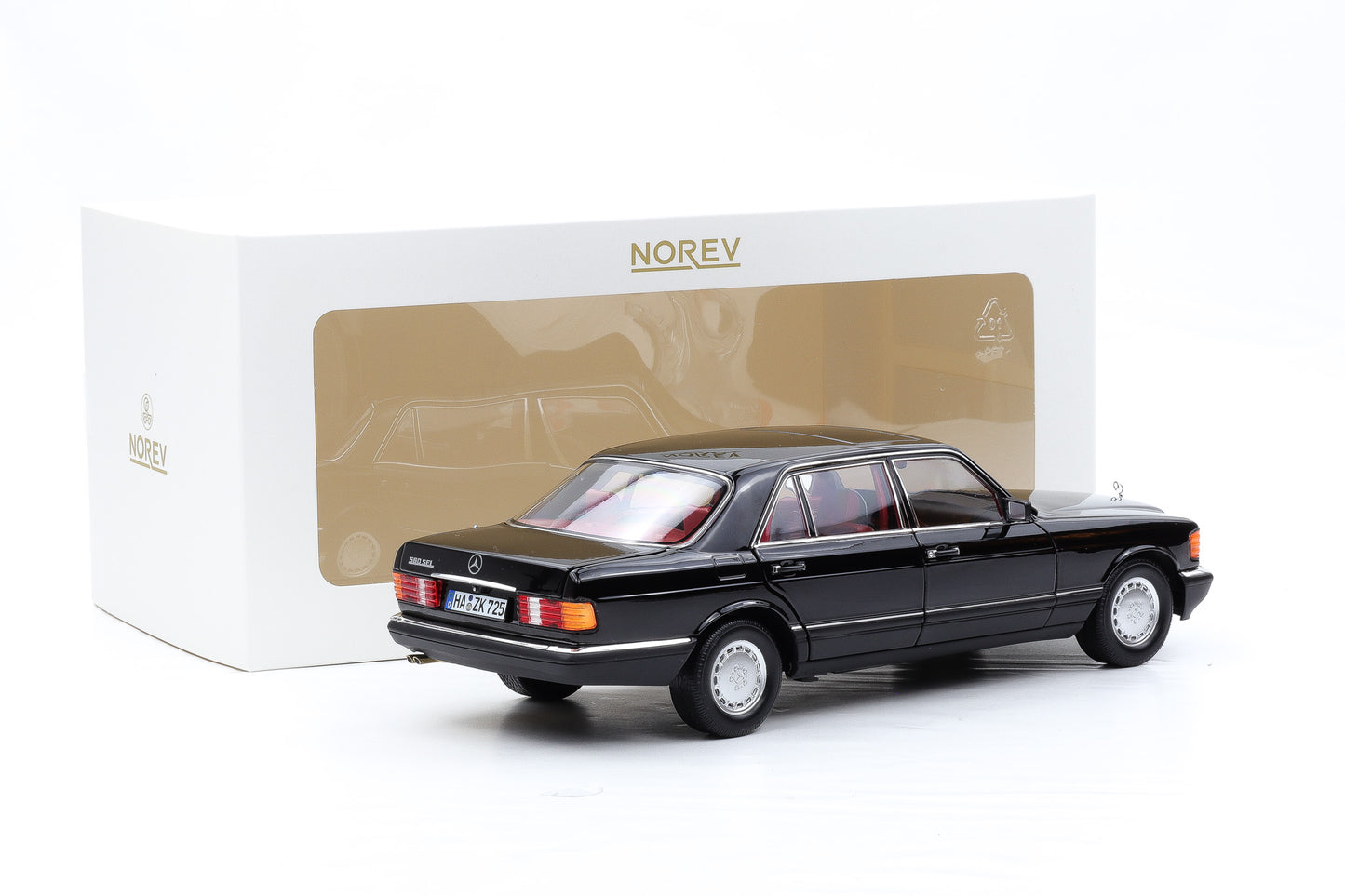 1:18 Norev Mercedes-Benz 560 SEL S-Klasse W126 schwarz 1991 full opening