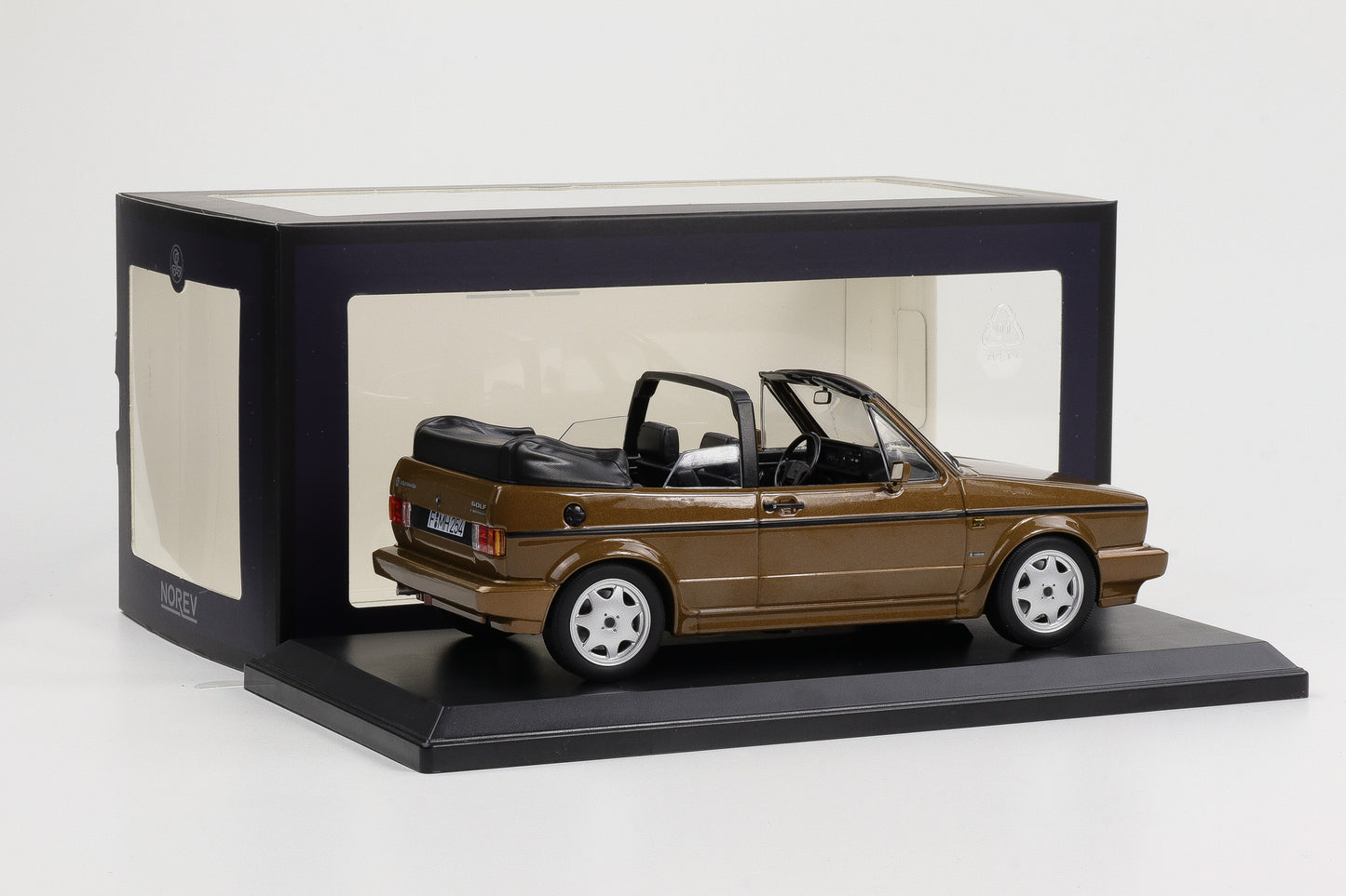 1:18 Norev Volkswagen VW Golf 1 Cabriolet 1992 Bronce metallic limited 200 pcs.